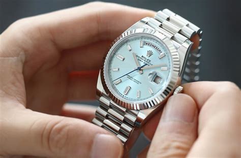 winding a rolex watch instructions.